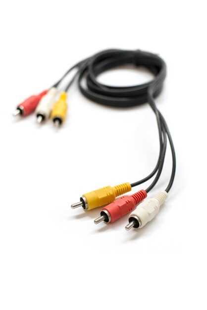 Построение и материалы разъемов RCA и VGA